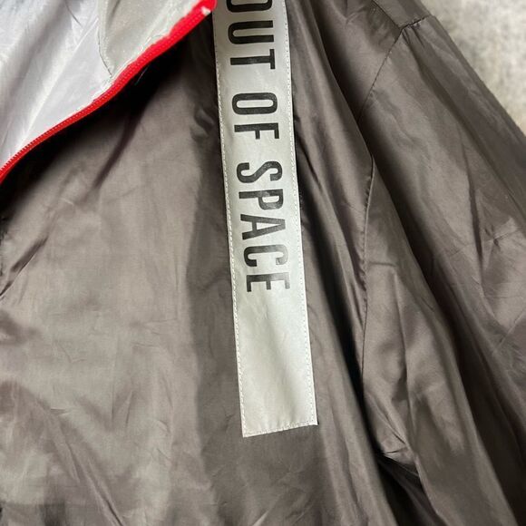 SCREENSHOT OUT OF SPACE (LOREM IPSUM) AMERICAN FLAG WINDBREAKER JACKET ADULT L - Picture 6 of 8